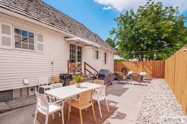 $525,000 | 2095 S Boulevard, Idaho Falls, ID 83404