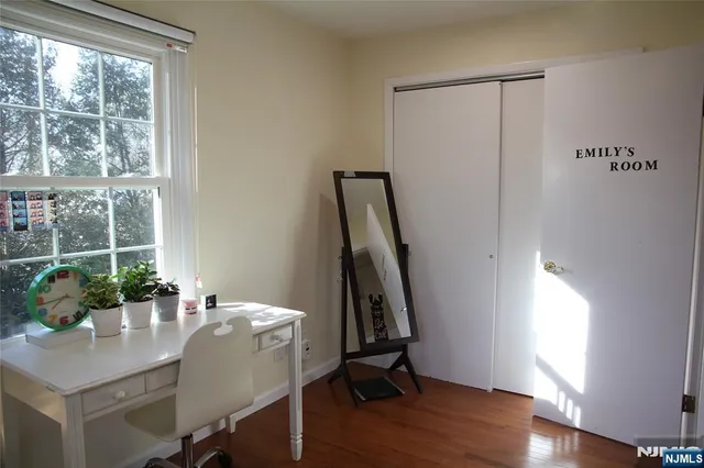 $4,800 | 284 Hickory Avenue, Tenafly, NJ 07670