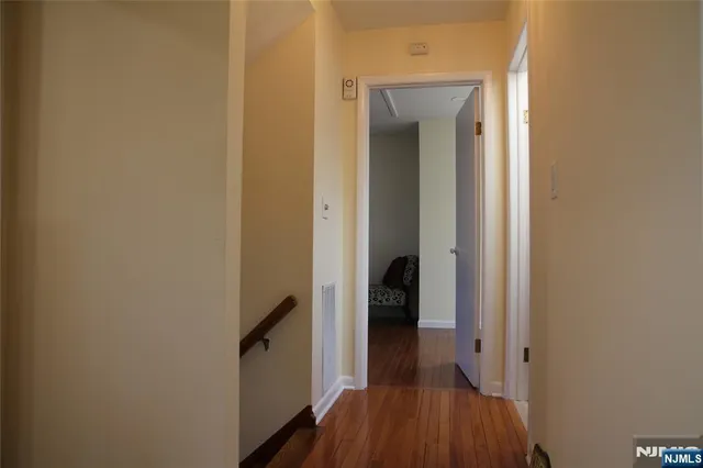 $4,800 | 284 Hickory Avenue, Tenafly, NJ 07670