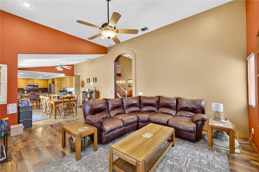 807 Lomond Drive Riverside, CA 92508 - Photo 13 of 47 Lots of room your preferred furniture layout.