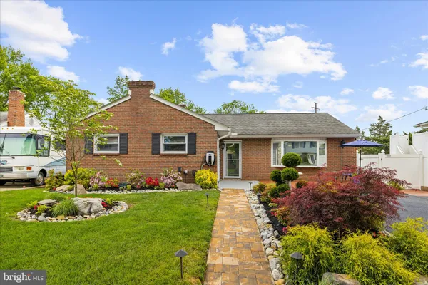 $475,000 | 7969 Crownsway, Glen Burnie, MD 21061