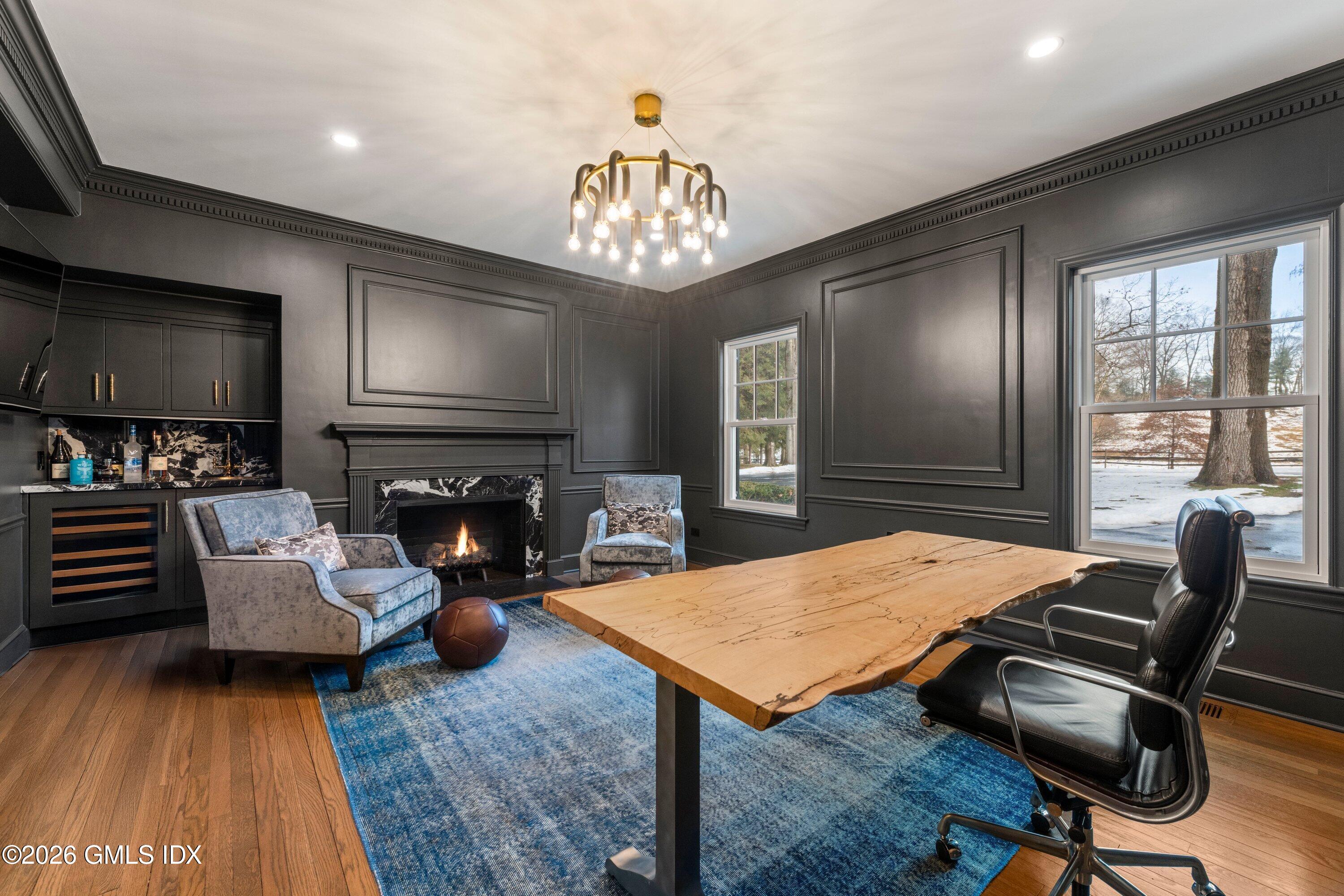 530 Round Hill Road Greenwich, CT 06831 - Photo 18 of 63 5.15 Library