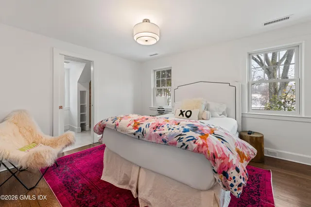 $7,495,000 | 530 Round Hill Road, Greenwich, CT 06831