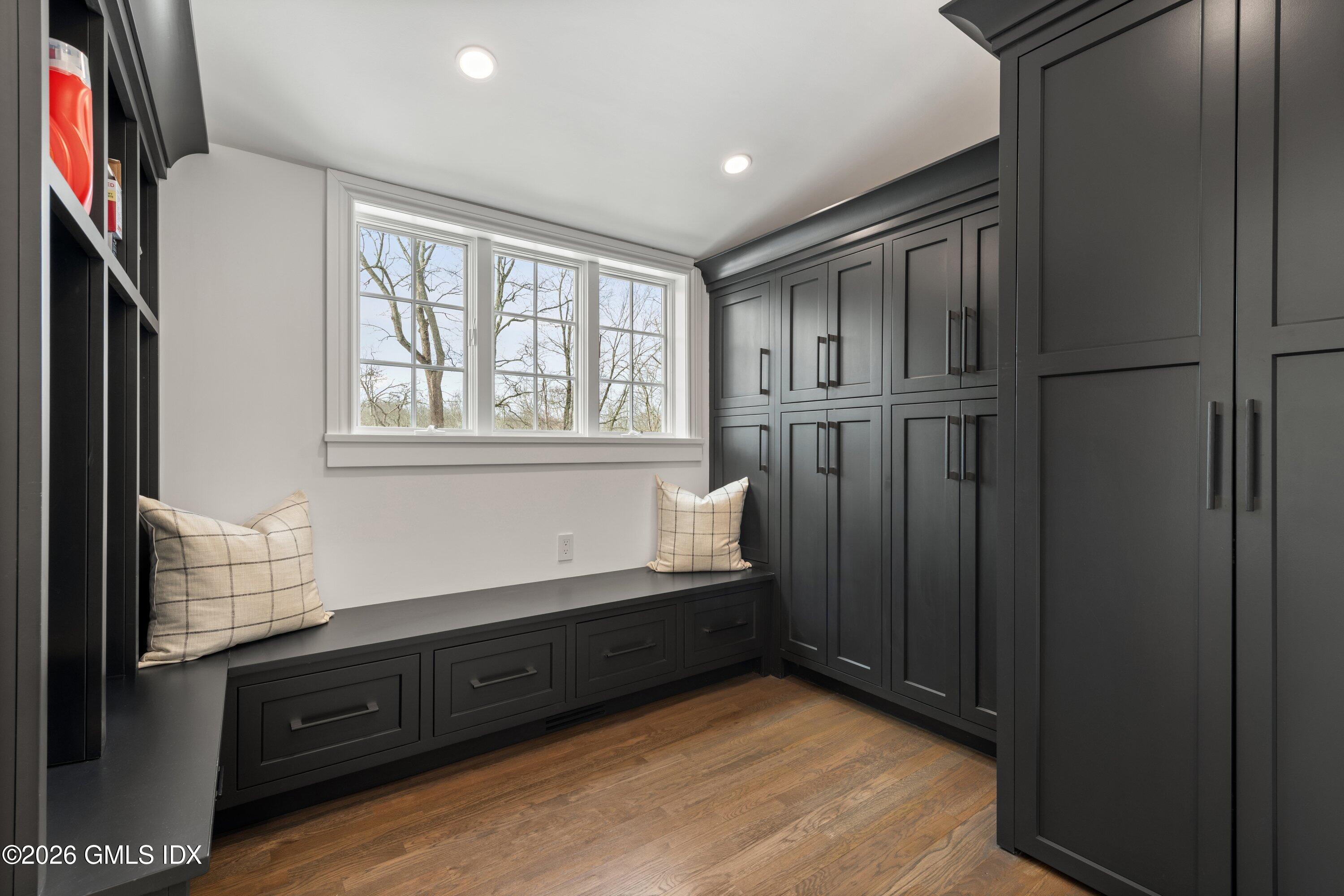 530 Round Hill Road Greenwich, CT 06831 - Photo 49 of 63 13.15 Mudroom