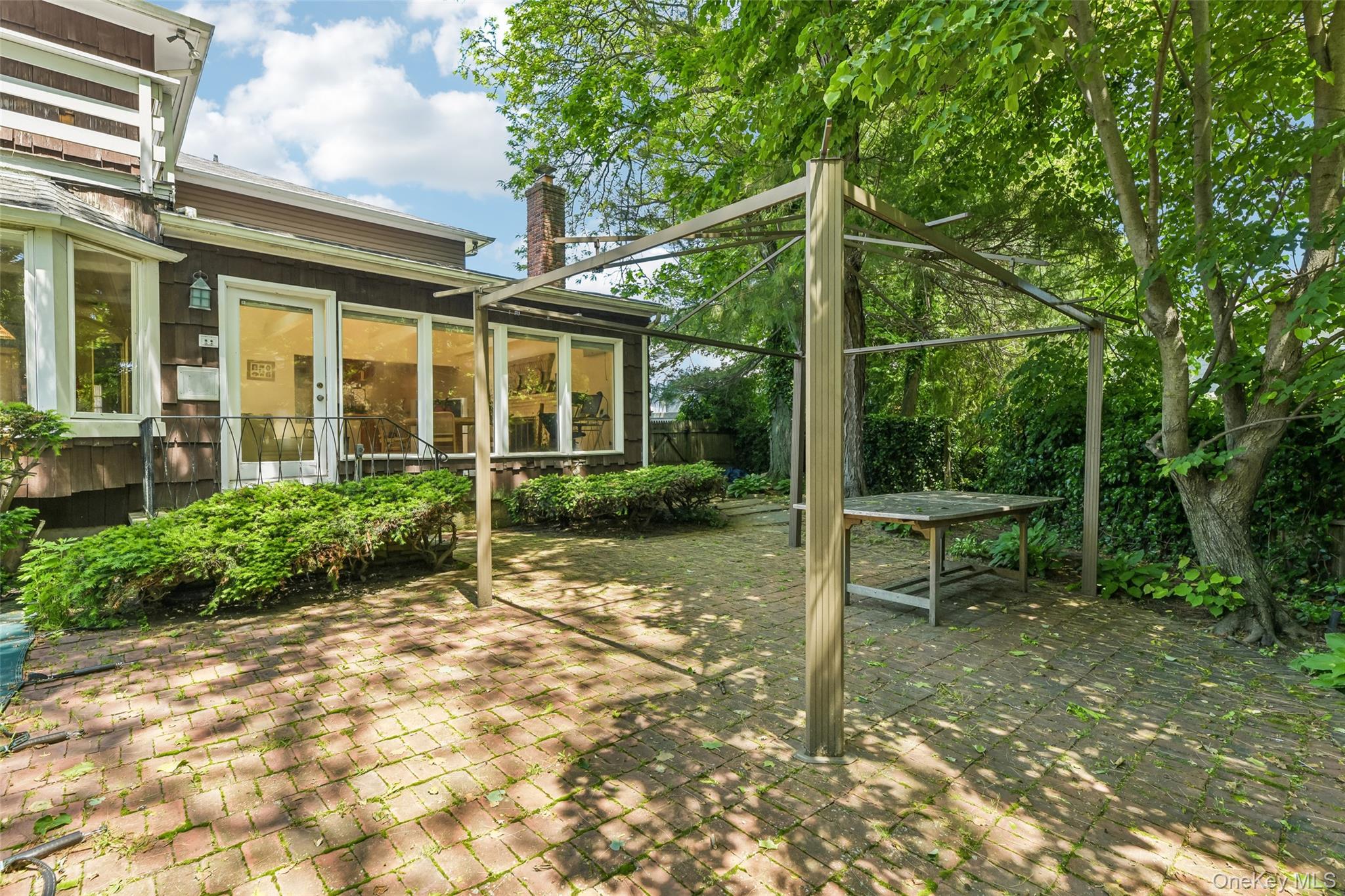 62 Larch Hill Road Lawrence, NY 11559 - Photo 39 of 47