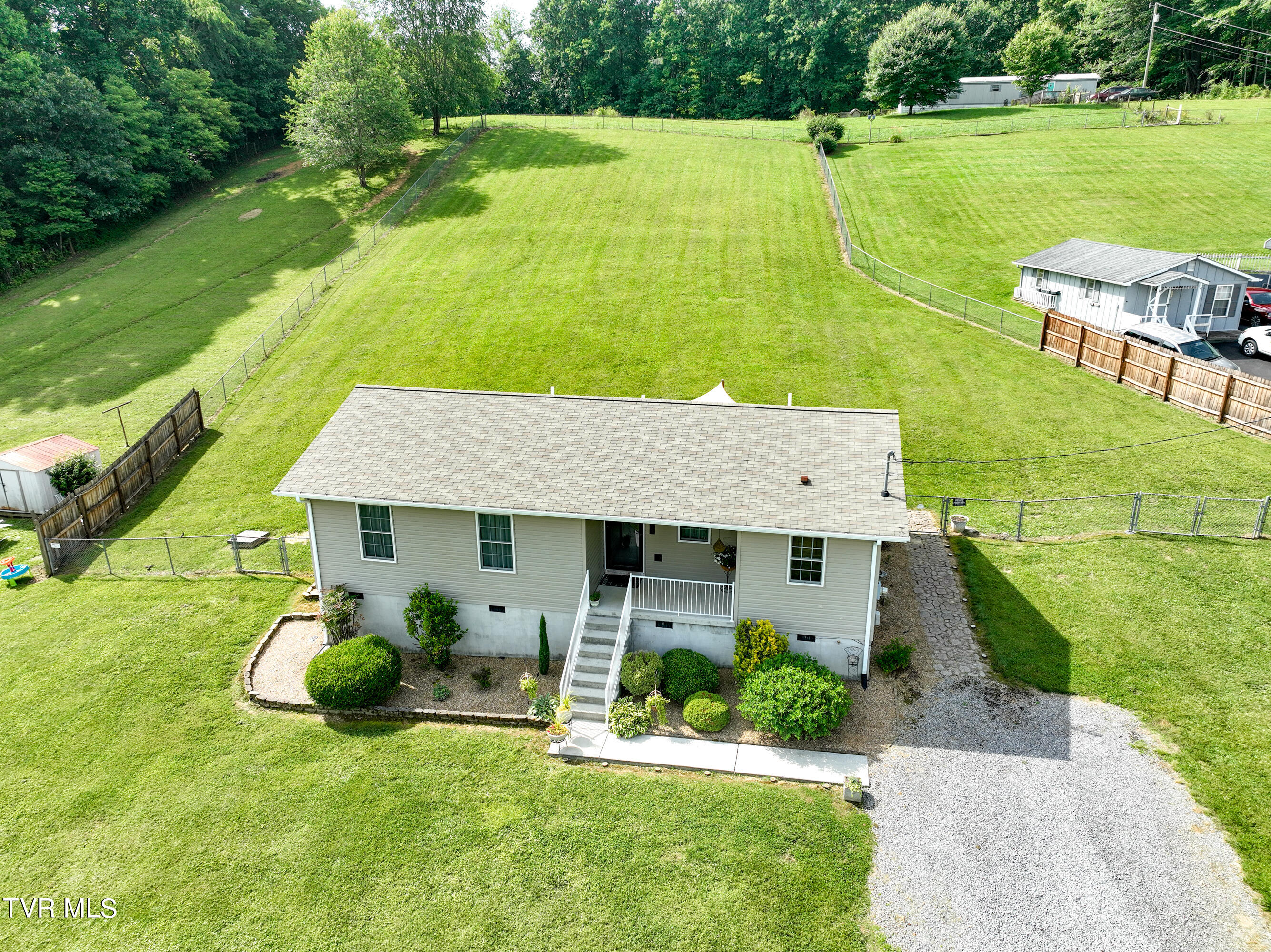 20620 Haskell Station Road Bristol, VA 24202 - Photo 39 of 47 20620 Haskell Station Rd Drone GDAWG-20