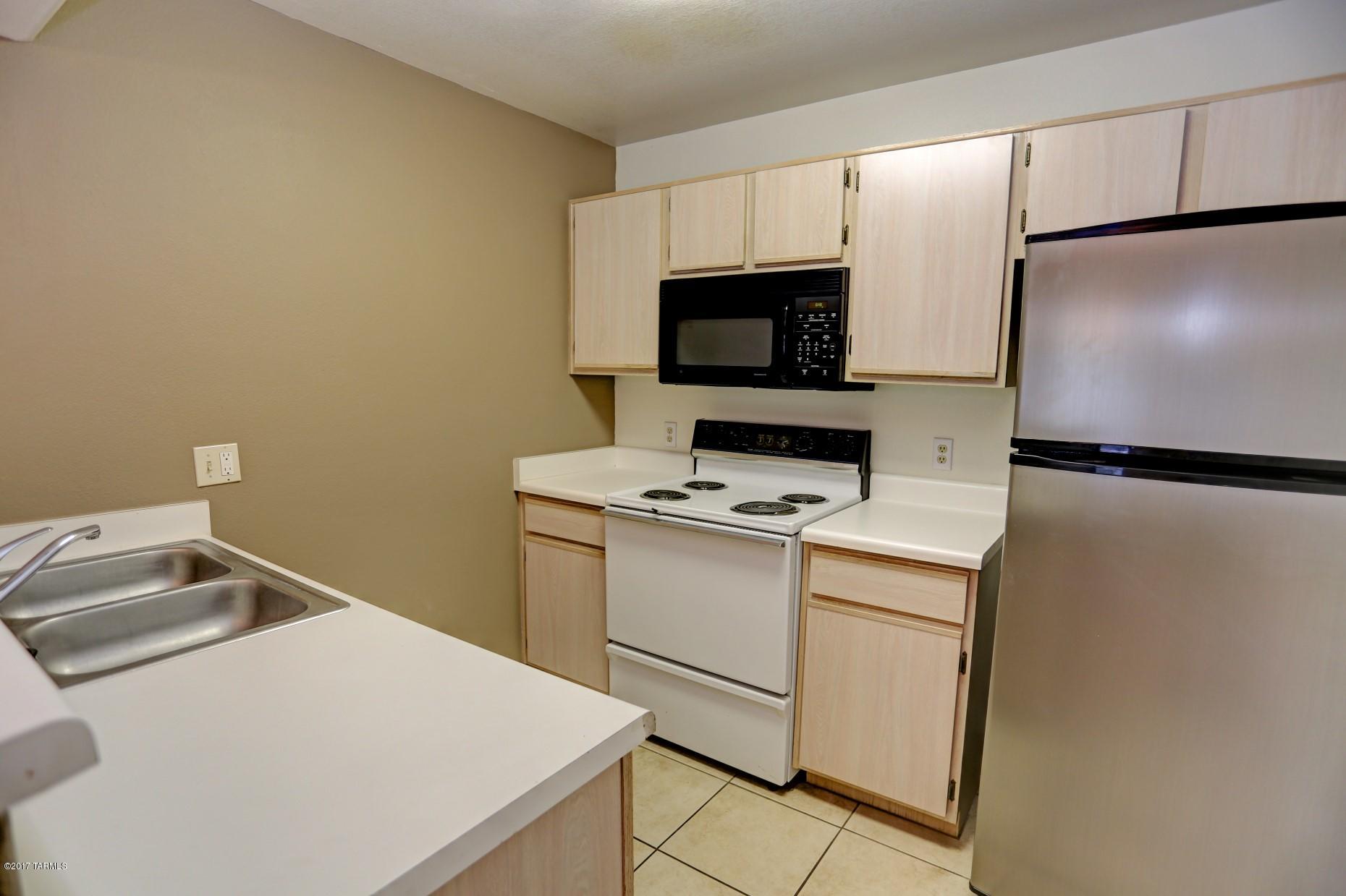 5751 North Kolb Road, Unit 30107 Tucson, AZ 85750 - Photo 3 of 32