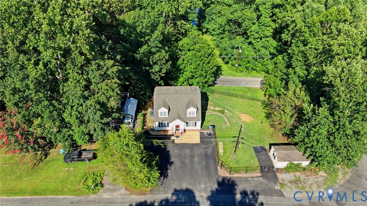 6401 Poplar Road Quinton, VA 23141 - Photo 34 of 46 Traditional two-story residence featuring a gabled
