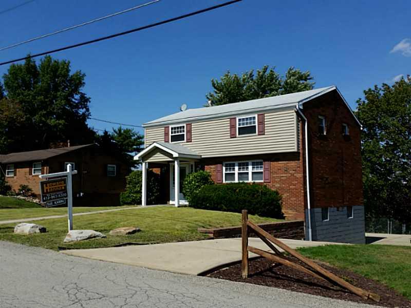 9 Highbury Road Cheswick, PA 15024 - Photo 2 of 19 Exterior Front.
