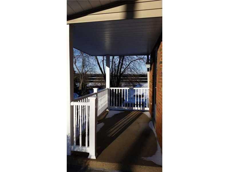 9 Highbury Road Cheswick, PA 15024 - Photo 16 of 19 Patio/Deck. Adorable side porch