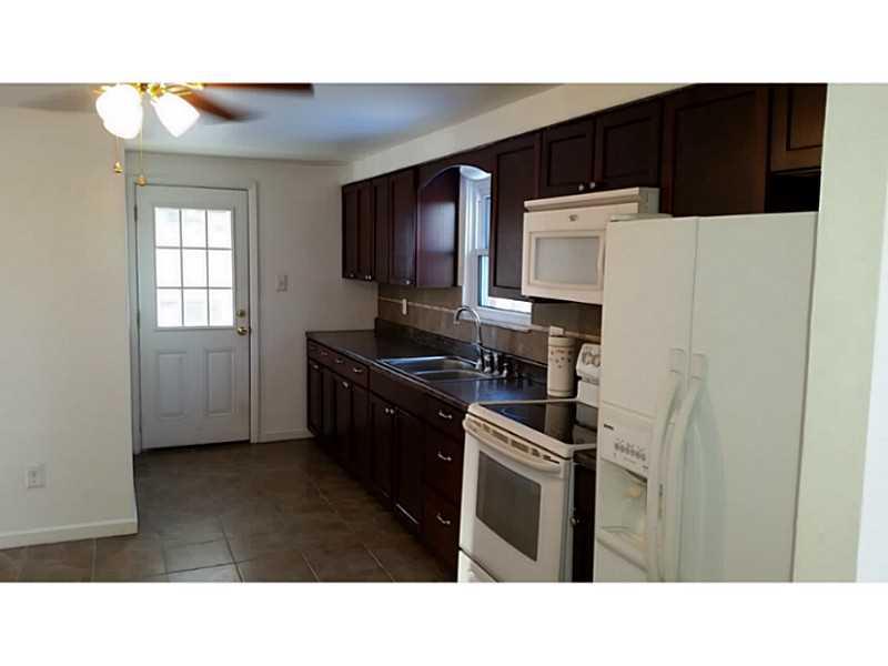 9 Highbury Road Cheswick, PA 15024 - Photo 10 of 19 Kitchen. Beautiful new Kitchen