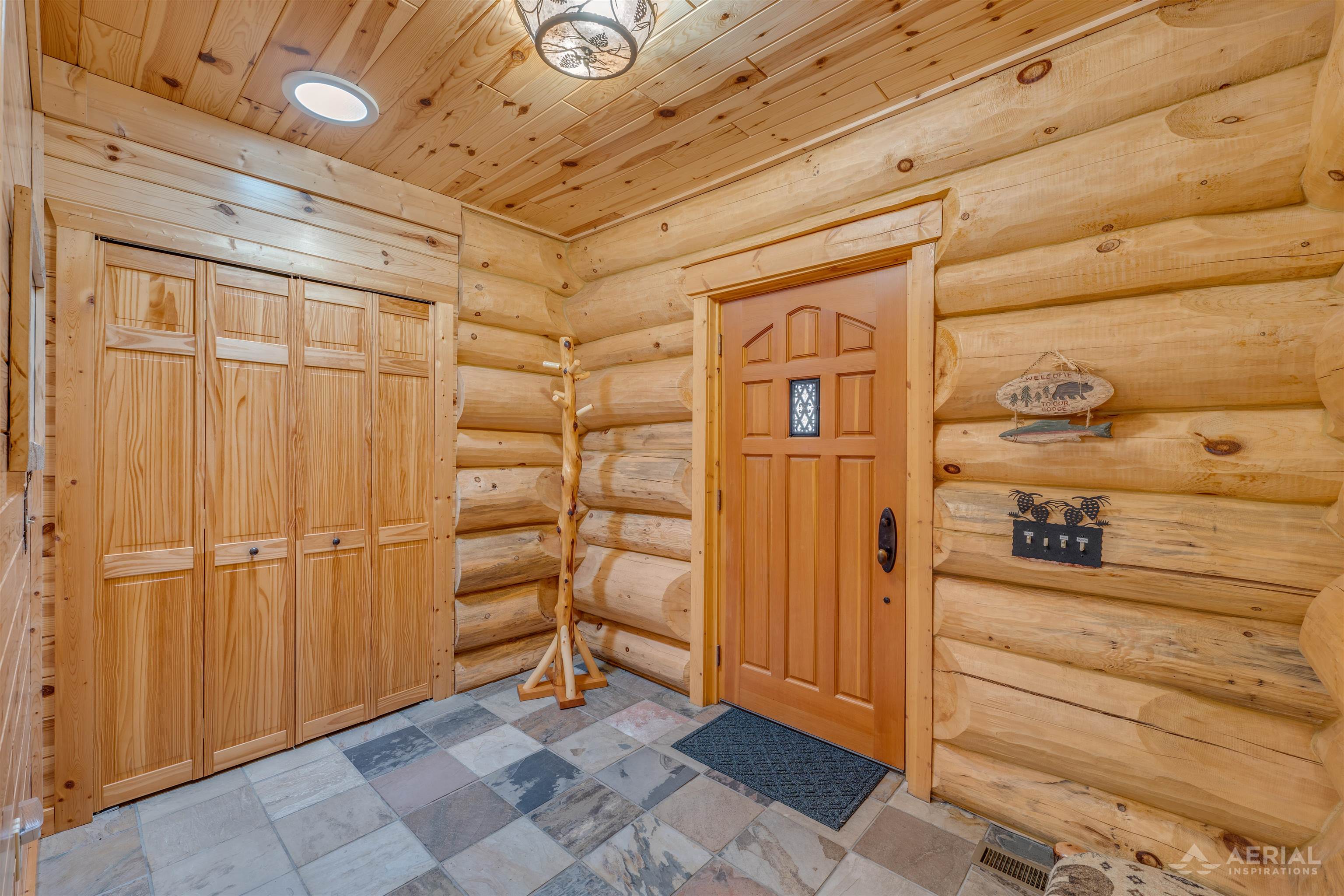 5565 Rau Road West Branch, MI 48661 - Photo 8 of 59 1945270-3cea6f19-5704-4ec7-8790-1497f17cf936.JPG