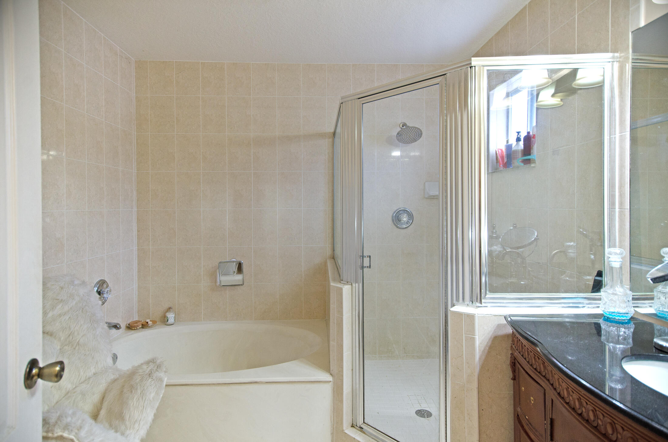 18324 Southwest 149th Place Miami, FL 33187 - Photo 14 of 30 master bath 1