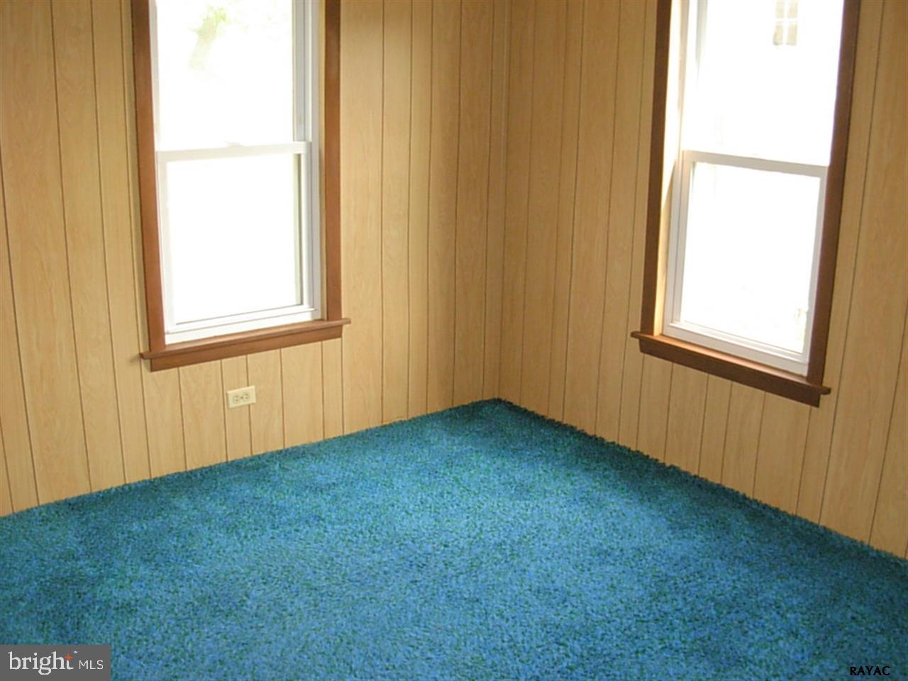 405 Springvale Road Red Lion, PA 17356 - Photo 12 of 15