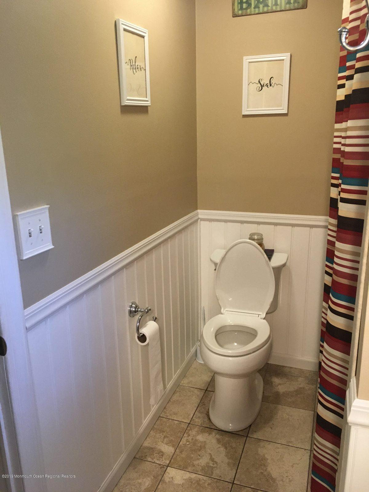 12 Westbrook Road Howell, NJ 07731 - Photo 19 of 25 427014-17