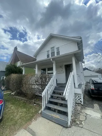 $265,000 | 963 Washtenaw Avenue, Ypsilanti, MI 48197