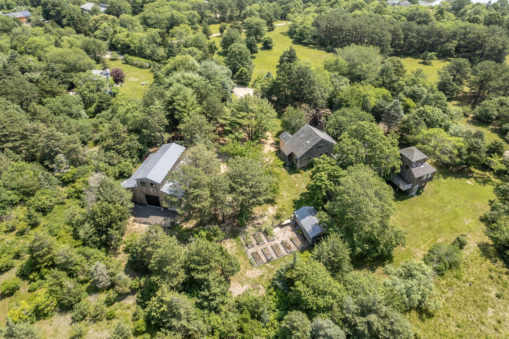 49 Runner Road West Tisbury, MA 02568 - Photo 1 of 20 http://d1qzqeyxiitrap.cloudfront.net/photos/38480/513f3369.jpg