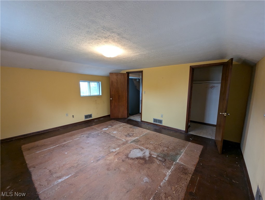 56682 High Ridge Road Bellaire, OH 43906 - Photo 17 of 19 Gallery Image 17