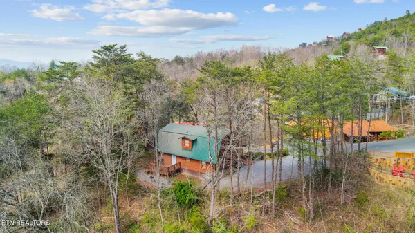 $499,900 | 1736 Walker Trail, Sevierville, TN 37876