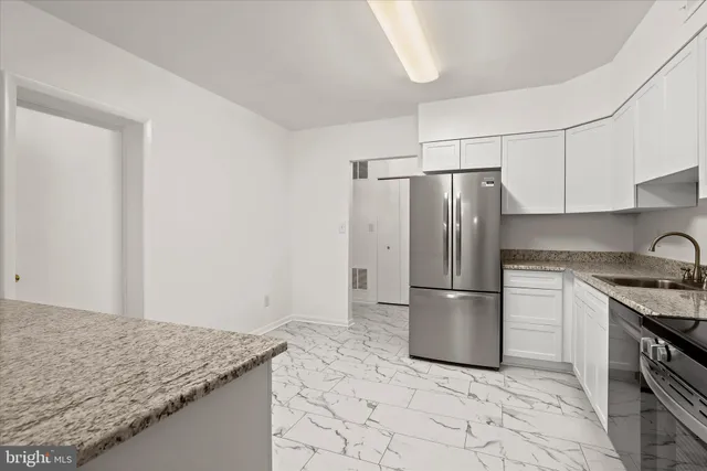 $280,000 | 102 Castletown Road, Unit 201, Lutherville-Timonium, MD 21093