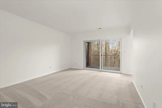 $280,000 | 102 Castletown Road, Unit 201, Lutherville-Timonium, MD 21093