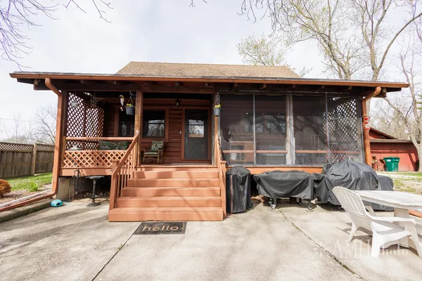 $285,000 | 130 N Lane, Clifton, IL 60927