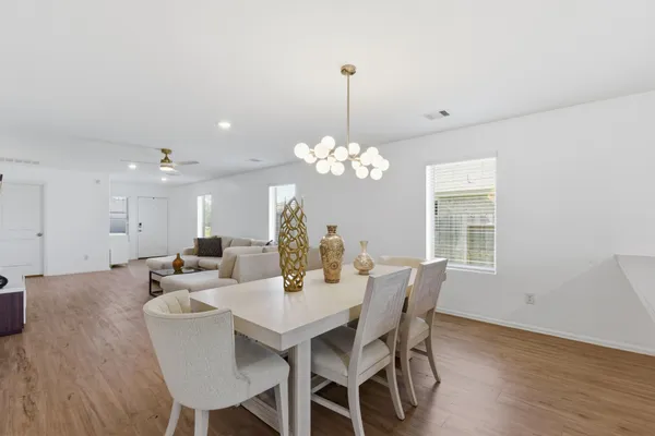 $2,300 | 14427 Woodcott Warren Way, Rosharon, TX 77583