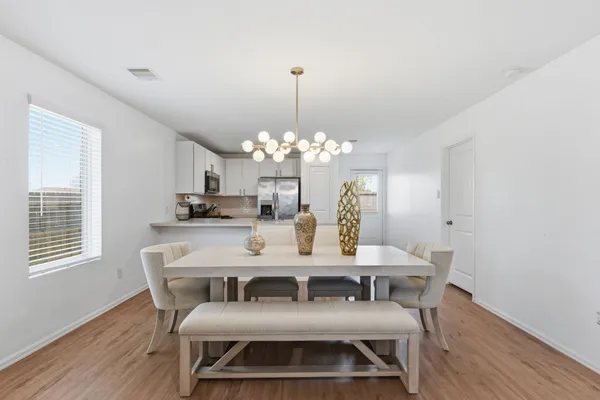 $2,300 | 14427 Woodcott Warren Way, Rosharon, TX 77583