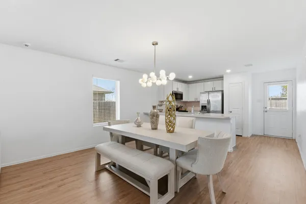 $2,300 | 14427 Woodcott Warren Way, Rosharon, TX 77583