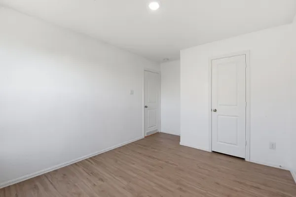 $2,300 | 14427 Woodcott Warren Way, Rosharon, TX 77583