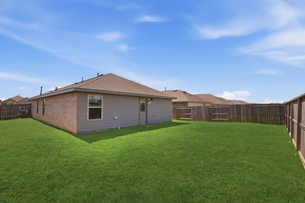 $2,300 | 14427 Woodcott Warren Way, Rosharon, TX 77583