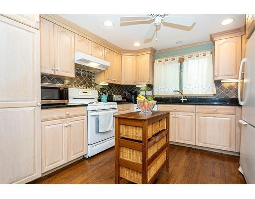 16 Parramatta Road Beverly, MA 01915 - Photo 11 of 25 Gallery Image 11