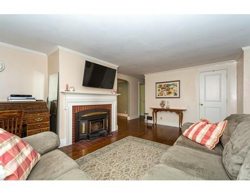 16 Parramatta Road Beverly, MA 01915 - Photo 7 of 25 Gallery Image 7