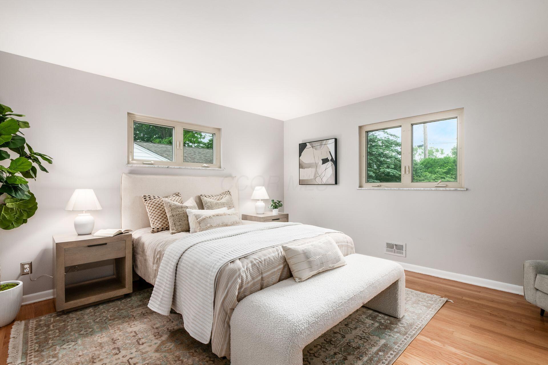 2105 Chardon Road Columbus, OH 43220 - Photo 21 of 45 Owner Suite