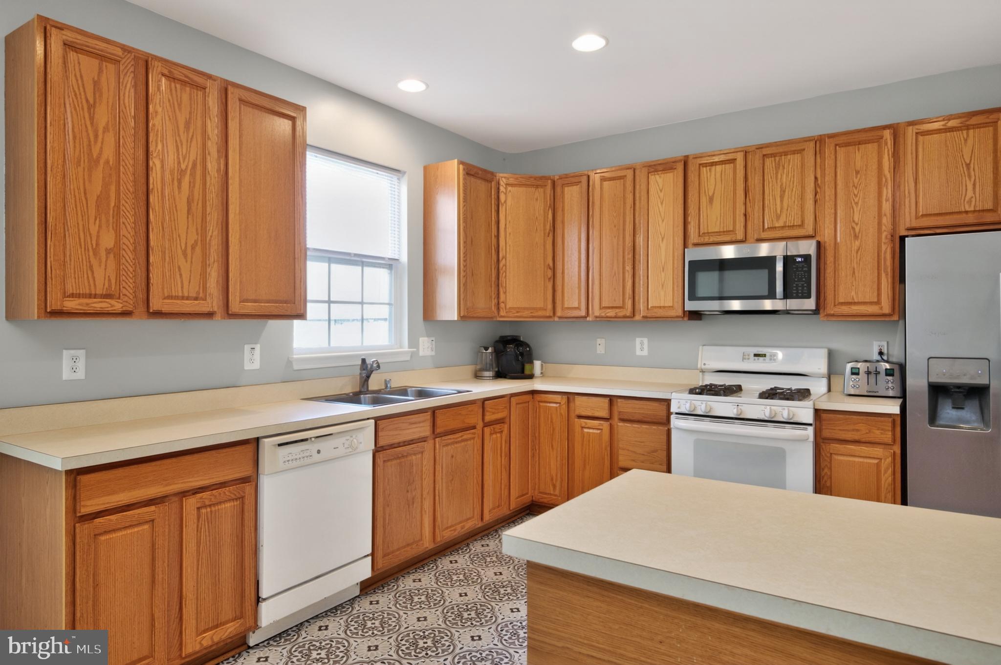 75 Two Rivers Drive Edgewater, MD 21037 - Photo 12 of 49 Excellent storage