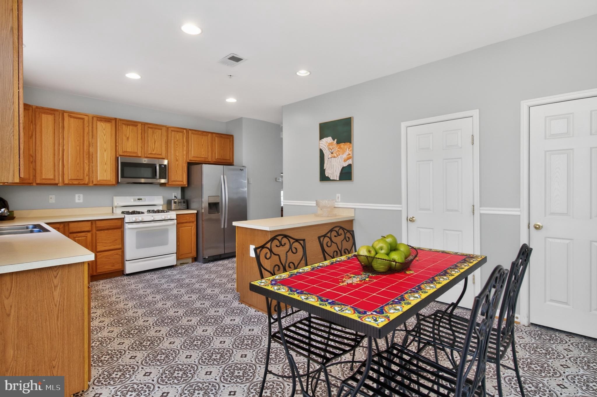 75 Two Rivers Drive Edgewater, MD 21037 - Photo 14 of 49 Great Kitchen space