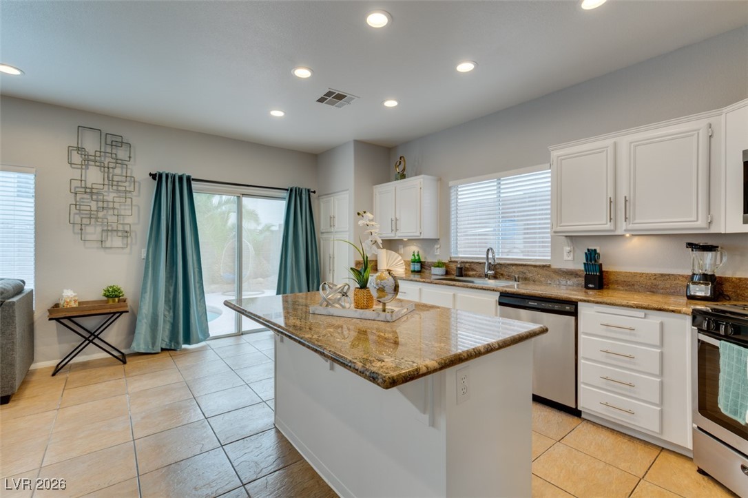 7975 Angel Tree Court Las Vegas, NV 89147 - Photo 17 of 40