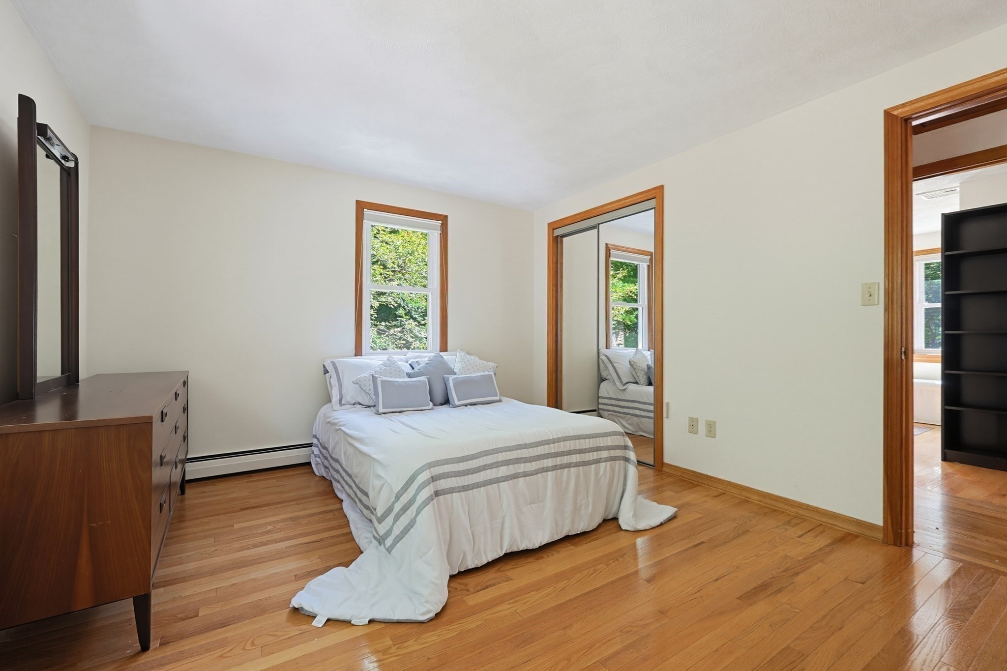109 Davis Road Bedford, MA 01730 - Photo 19 of 42 Gallery Image 19