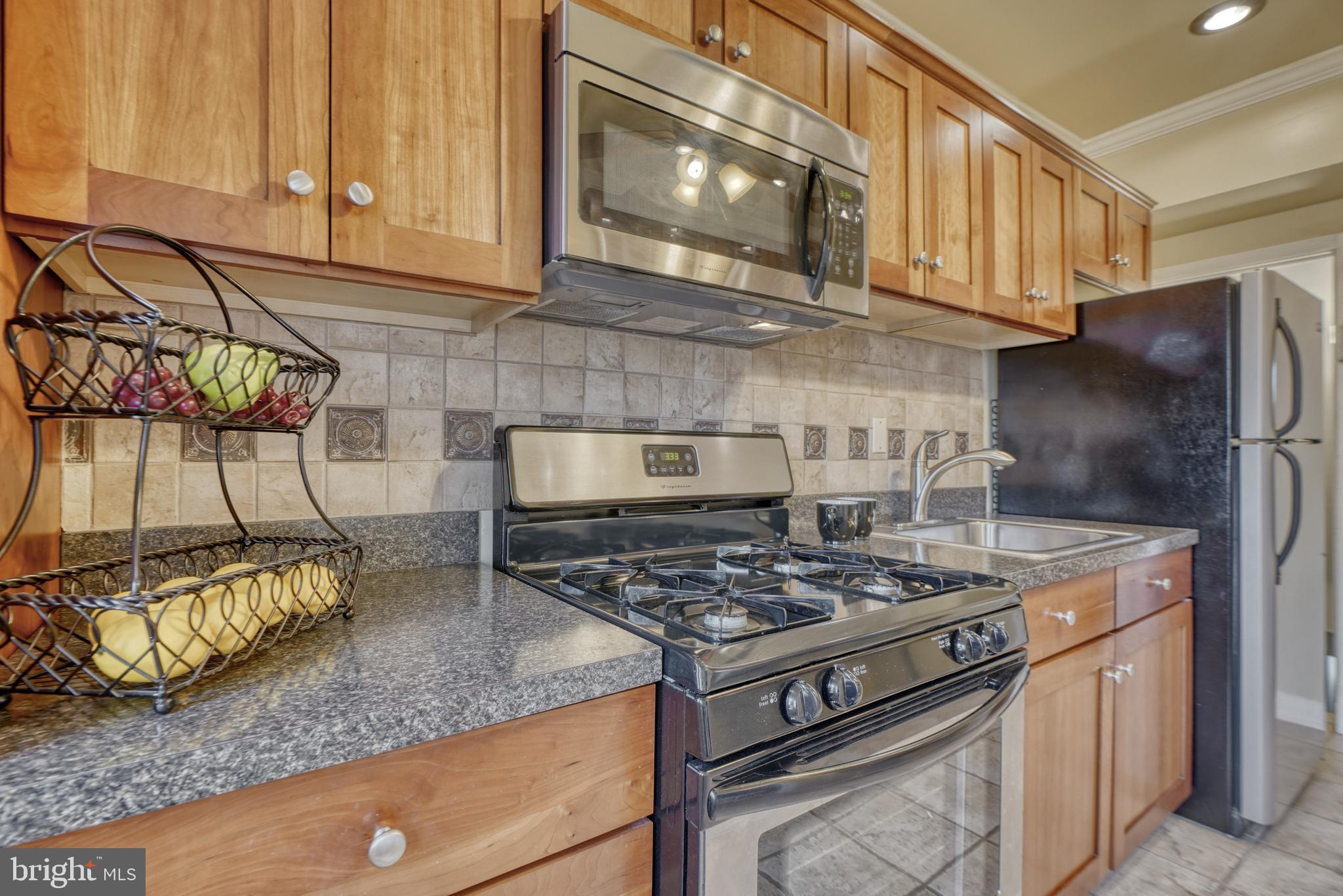 1530 Northwick Road Baltimore, MD 21218 - Photo 20 of 54