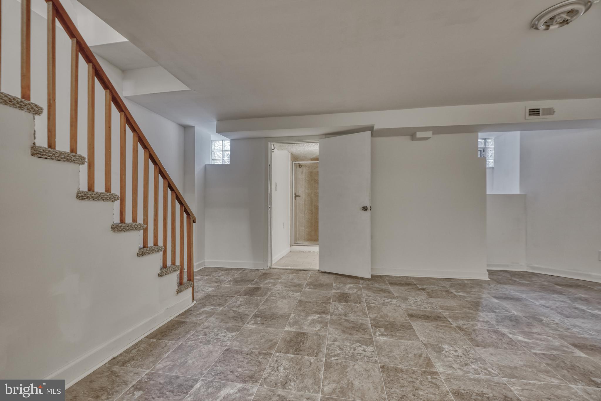 1530 Northwick Road Baltimore, MD 21218 - Photo 42 of 54