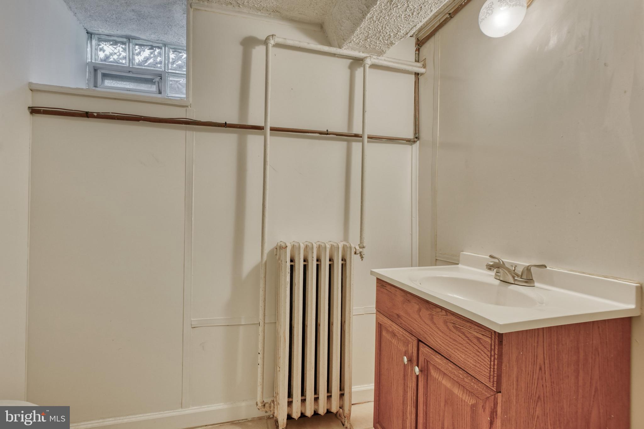 1530 Northwick Road Baltimore, MD 21218 - Photo 46 of 54