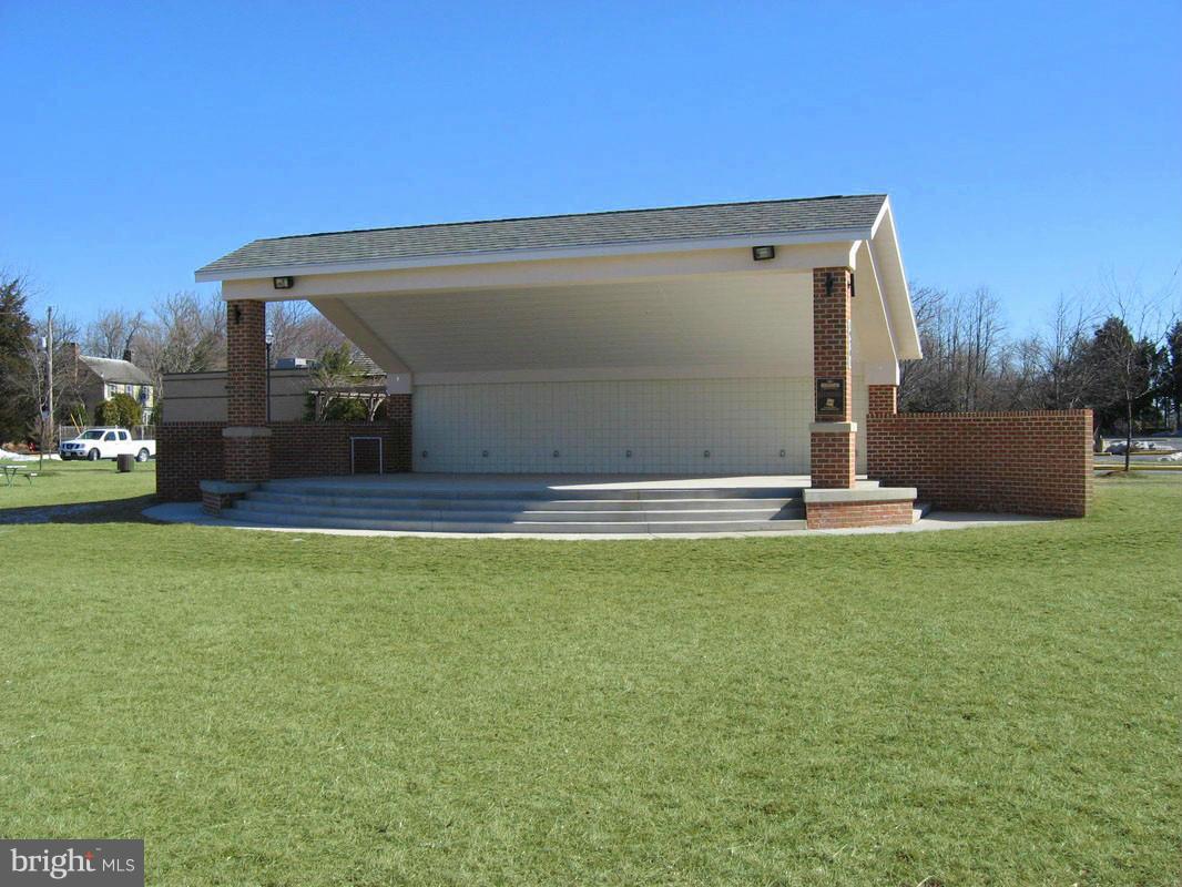 17435 Hughes Road Poolesville, MD 20837 - Photo 22 of 23 a view of a back yard