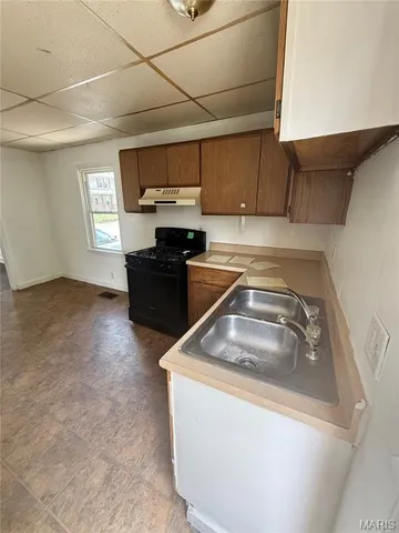 $995 | 2412 Bromley Avenue, Granite City, IL 62040