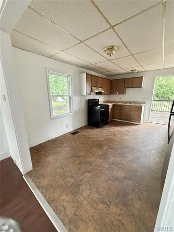 $995 | 2412 Bromley Avenue, Granite City, IL 62040