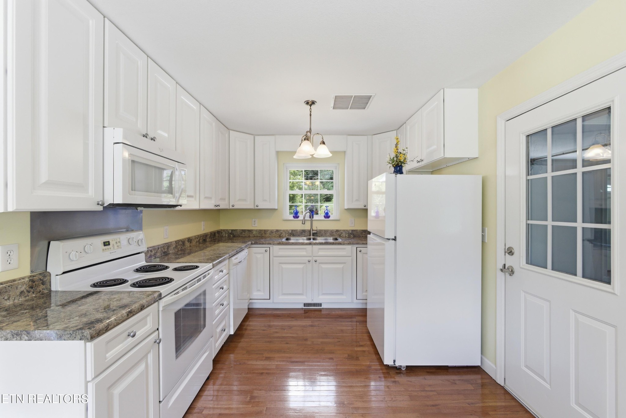 240 Long Road Kingston, TN 37763 - Photo 7 of 24 Gallery Image 7
