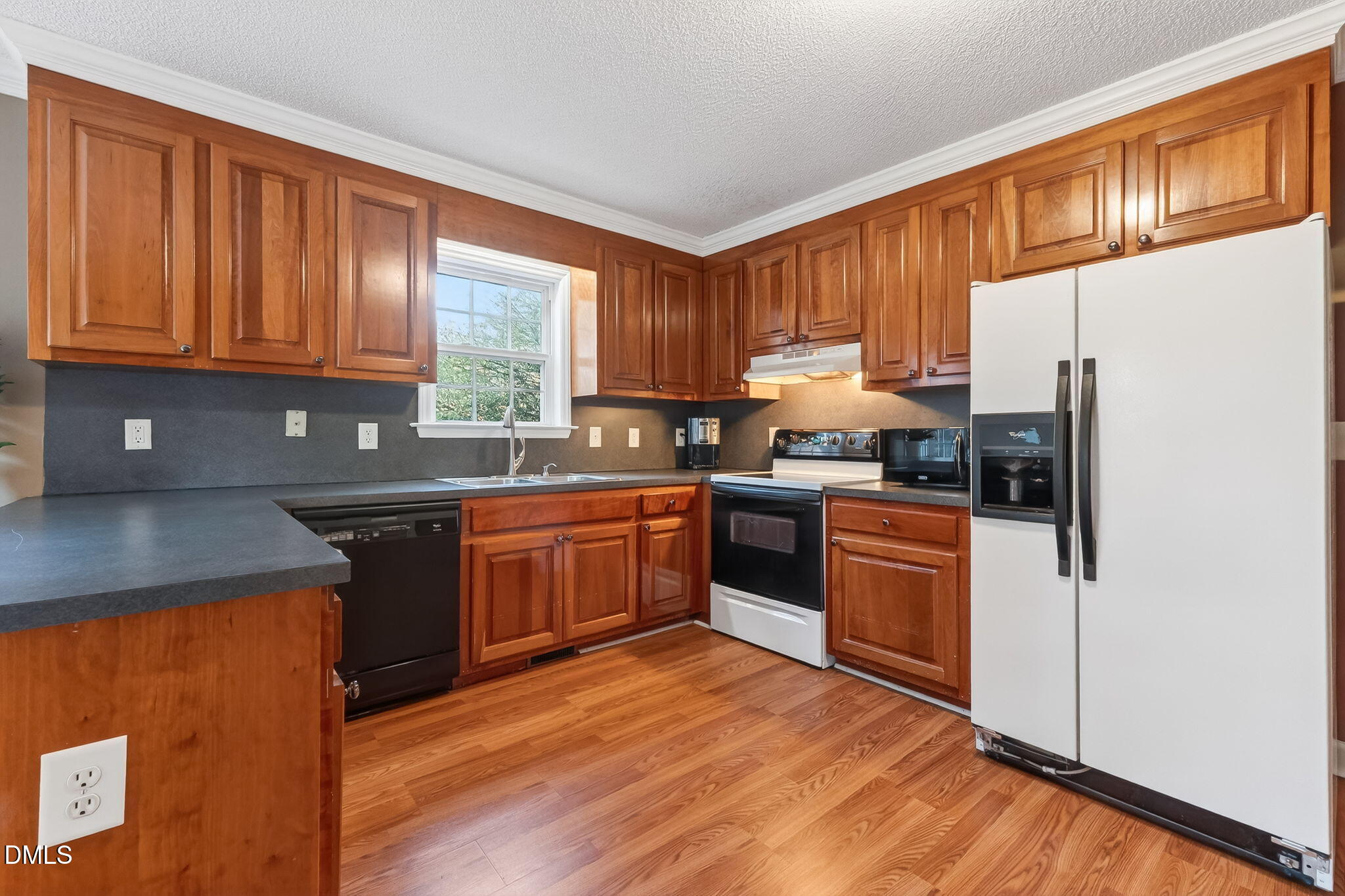 634 Cole Road Clayton, NC 27520 - Photo 11 of 51 11-web-or-mls-DSC04106