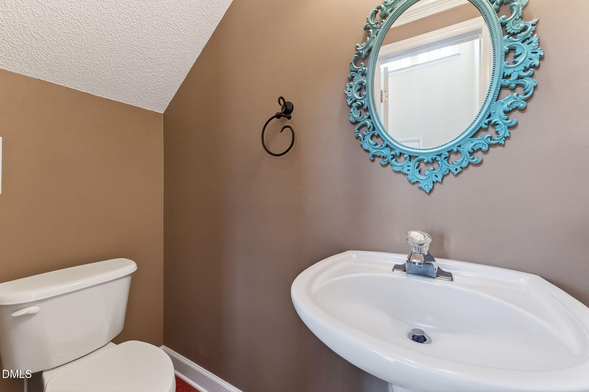 634 Cole Road Clayton, NC 27520 - Photo 18 of 51 24-web-or-mls-DSC04068