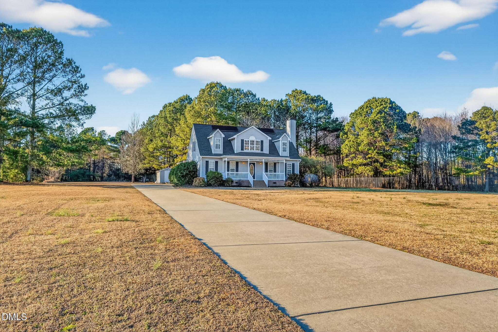 634 Cole Road Clayton, NC 27520 - Photo 3 of 51 3-web-or-mls-DSC03964