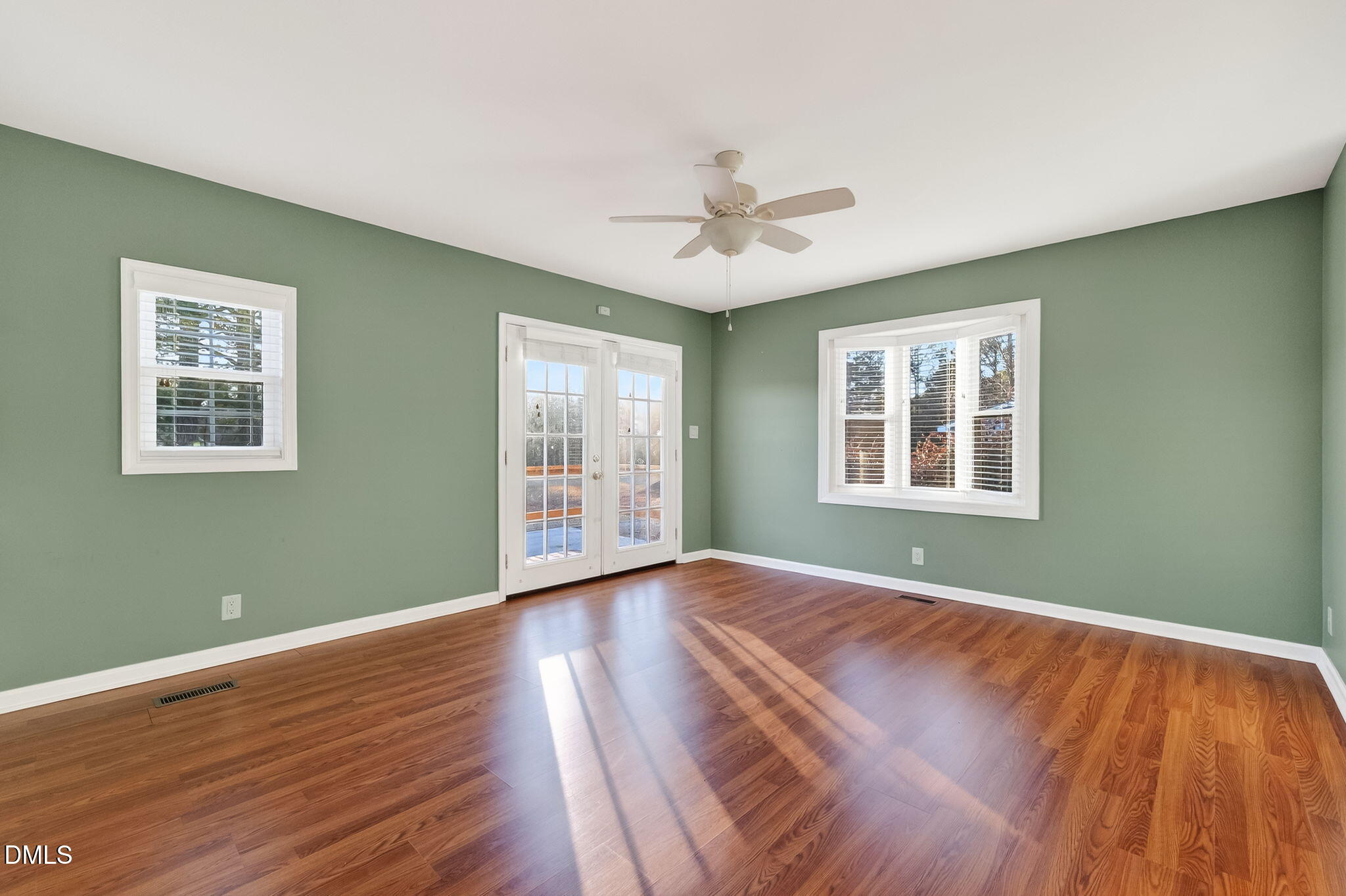 634 Cole Road Clayton, NC 27520 - Photo 32 of 51 36-web-or-mls-DSC04141