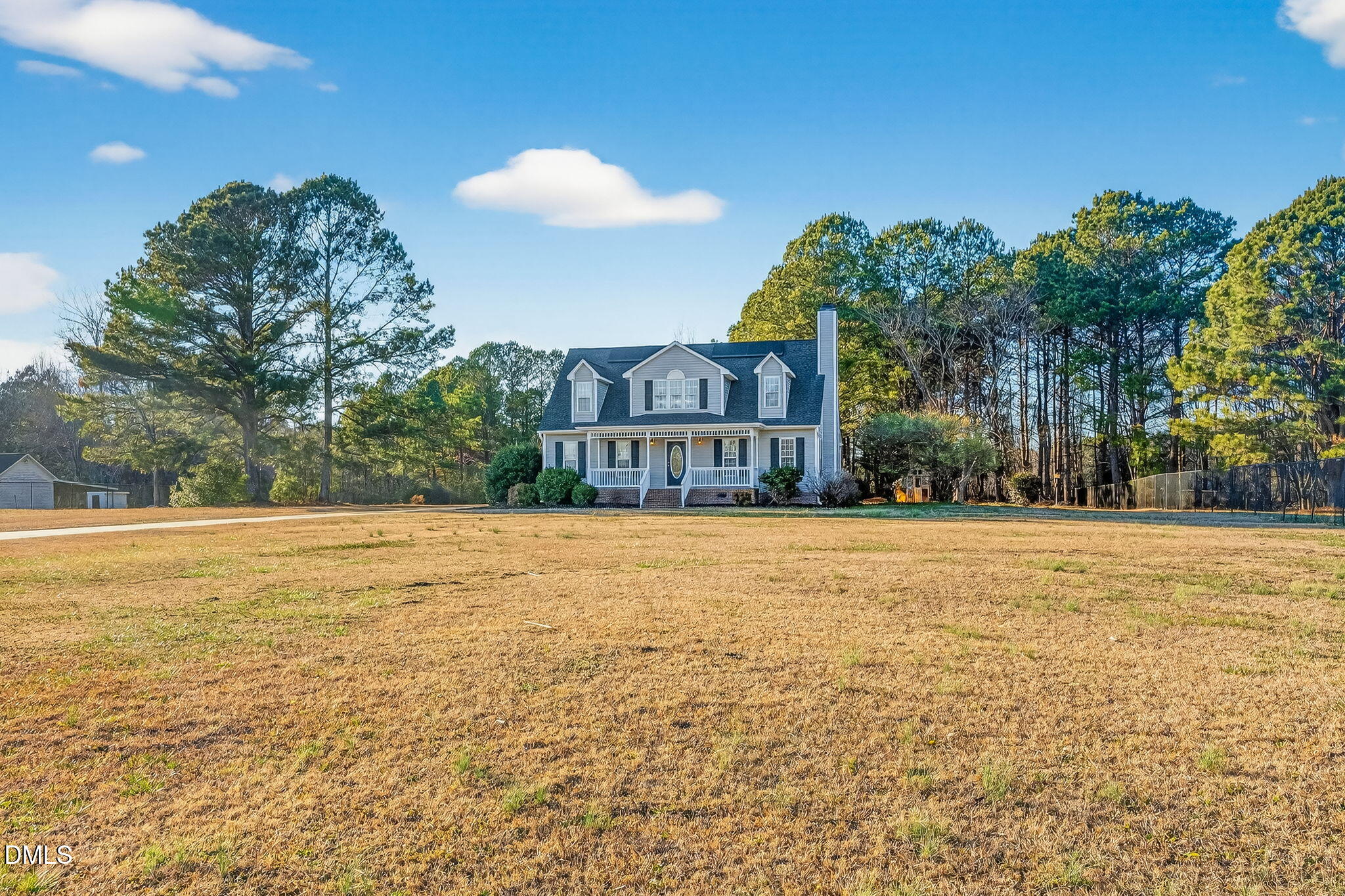 634 Cole Road Clayton, NC 27520 - Photo 4 of 51 4-web-or-mls-DSC03957